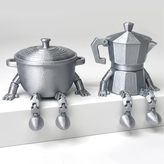 Caldero & Greca Figurines — Set of 2